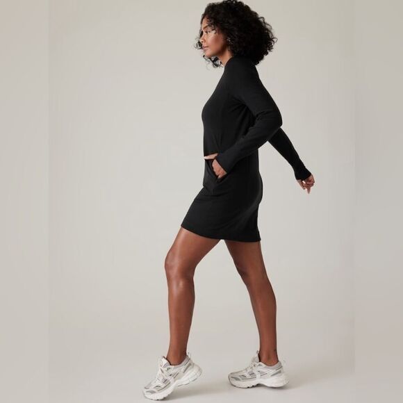 Athleta Coaster Luxe Dress - Picture 4 of 9